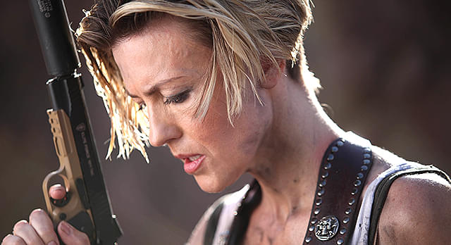 映画『ドミニク 孤高の反逆者』正体不明の女性の中に見える「強さ」が示すものとは